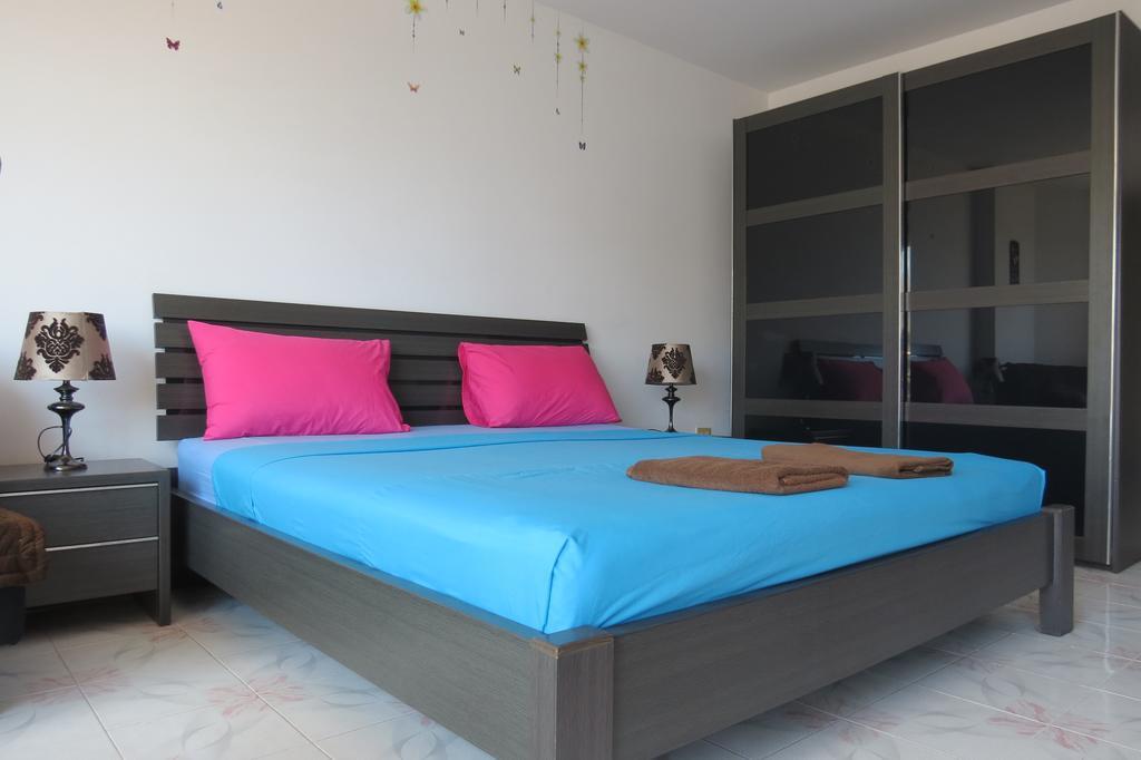 View Talay 1B Studio Pattaya Room photo